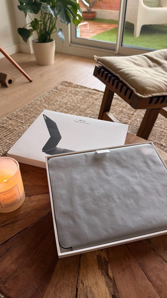 Magic Keyboard iPad Pro 13 Negro