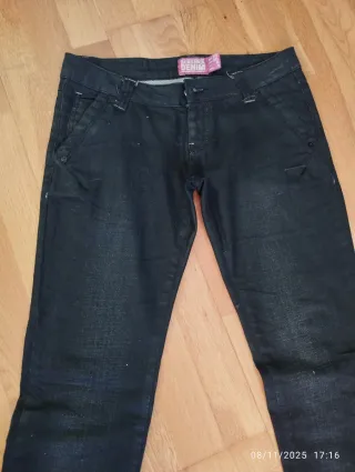 Vaqueros negros Bershka mujer T.36