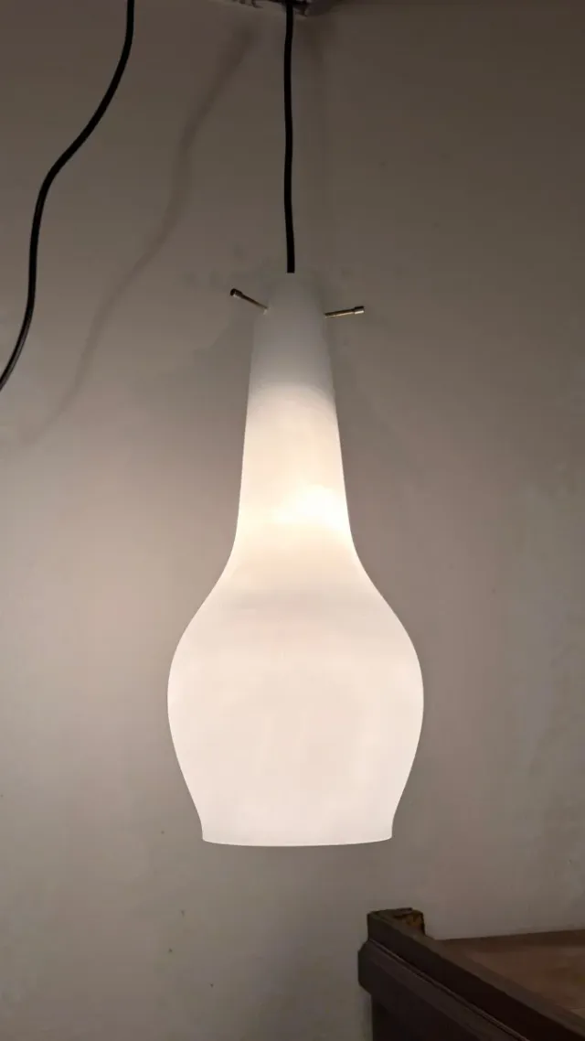 Lampada sospensione vetro opalino bianco anni '50