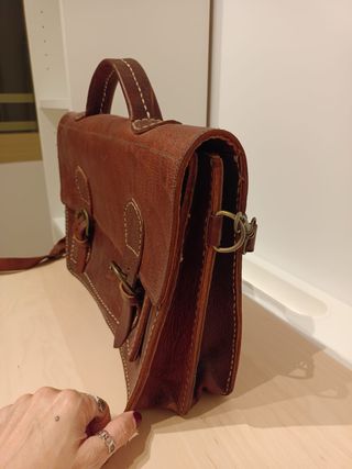 Bolso de cuero marrón