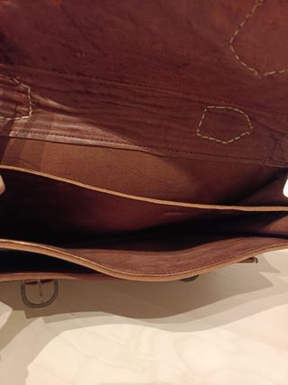 Bolso de cuero marrón
