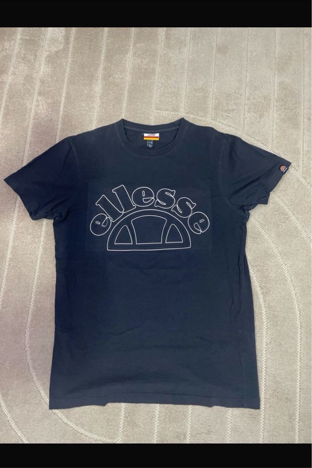 Camiseta Ellesse Negra Logo Grande