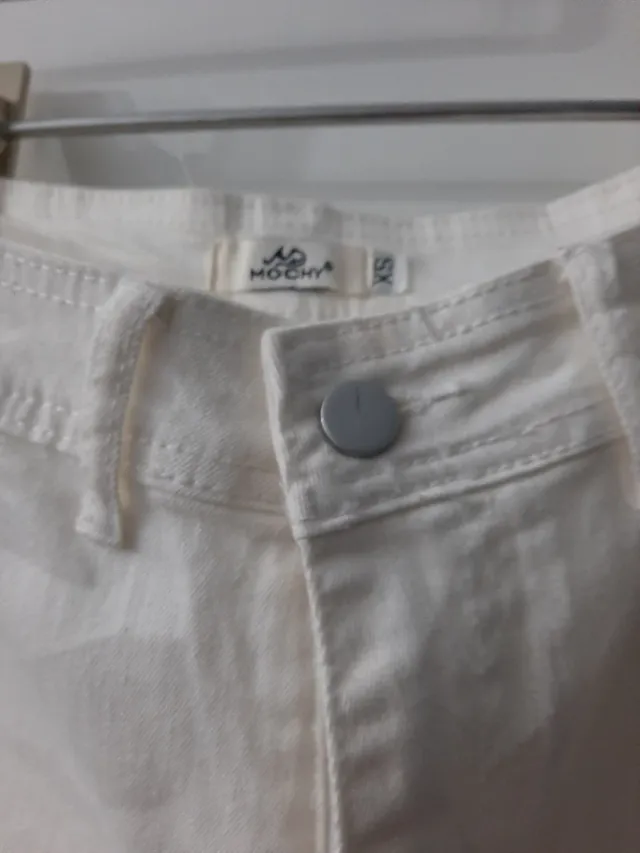 Pantalón blanco pernera ancha