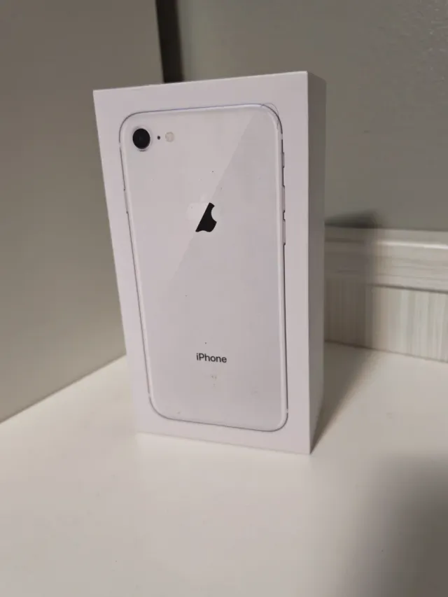 Caja iPhone 8 Blanca