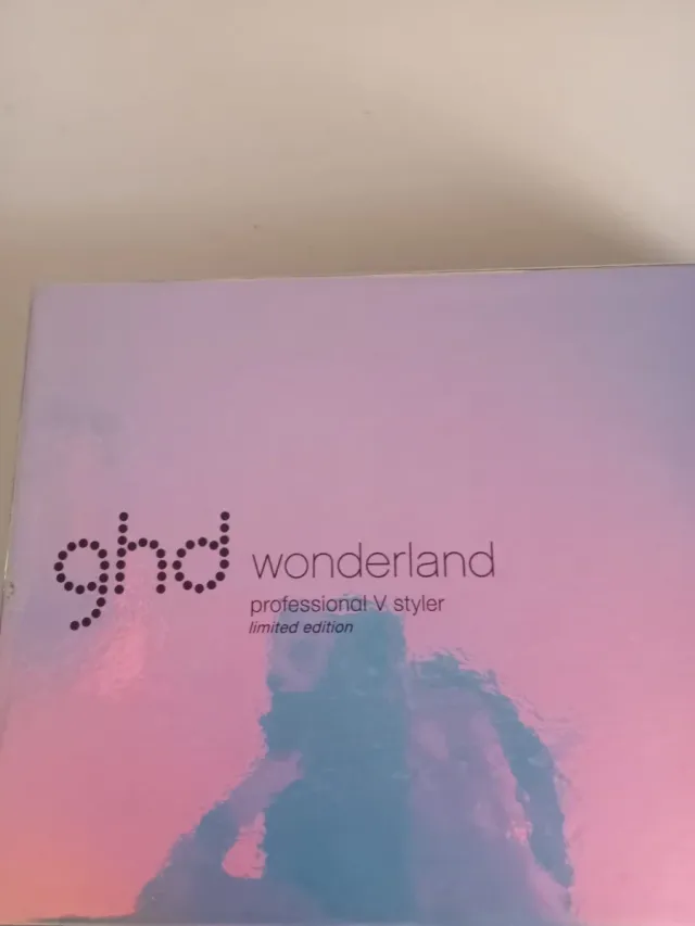 Plancha GHD Wonderland Edición Limitada