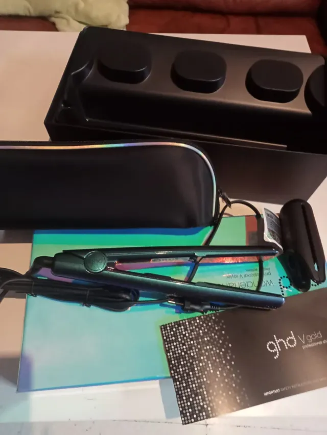 Plancha GHD Wonderland Edición Limitada