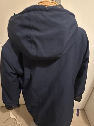 Cappotto blu con interno nero