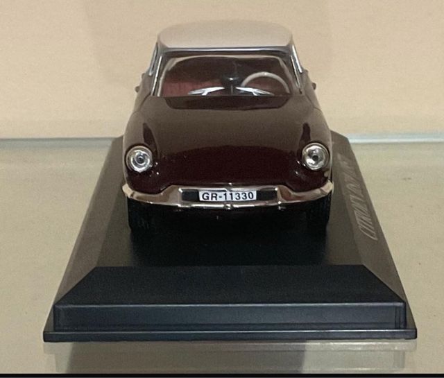 Citroën DS19 1:43