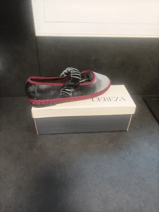 Manoletinas Cereza Gris/Rojo Talla 39 y 40