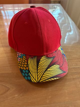 Gorra con visera estampada Capulana