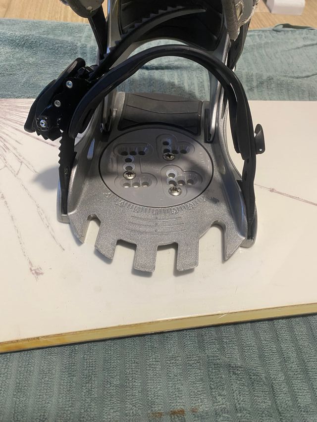 Tabla Snow Burton + Fijaciones BURTON