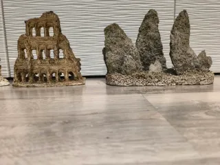 Lote decoración acuario ruinas romanas