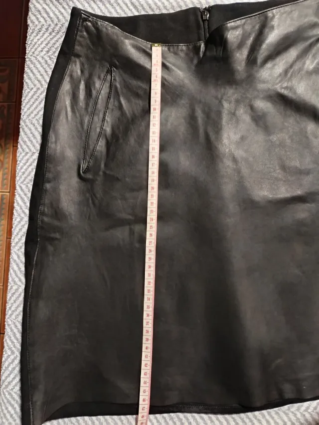 Falda Calvin Klein Negra Cuero Natural