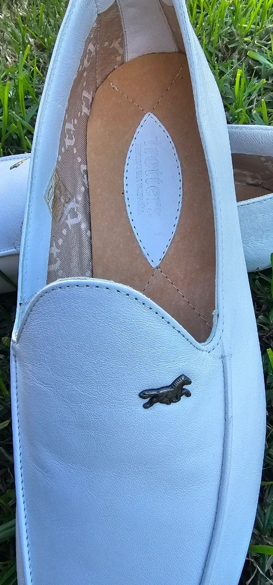 Mocasines blancos