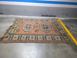 Alfombra Turca diseño geométrico rosa y azul