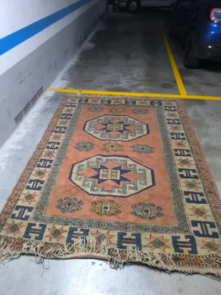 Alfombra Turca diseño geométrico rosa y azul
