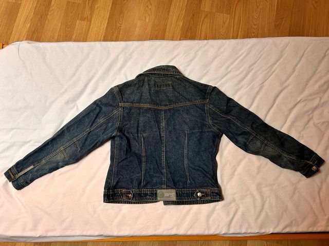 Chaqueta vaquera Esprit talla L. da poca talla