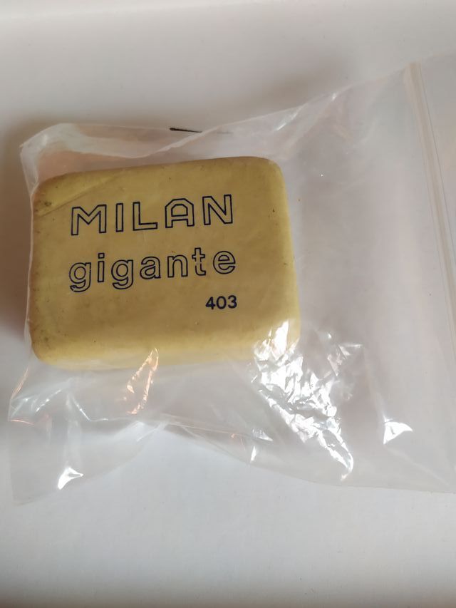 Goma de borrar MILAN Gigante 403
