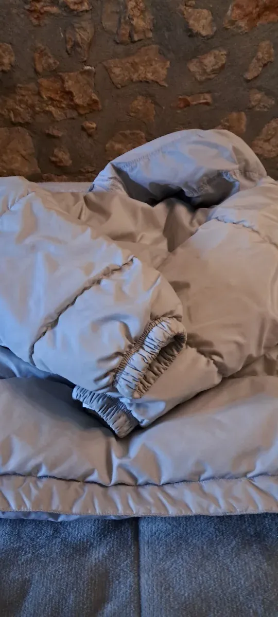 Plumas Nike Talla L Beige