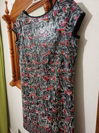 Vestido de fiesta con lentejuelas
