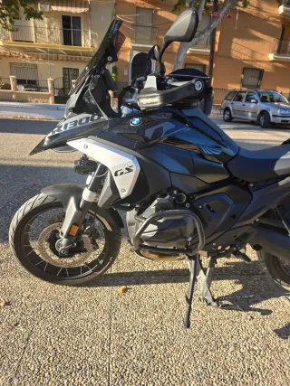 BMW GS 1300 - 4500 km