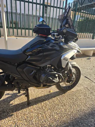 BMW GS 1300 - 4500 km