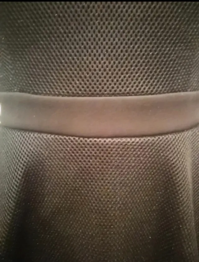 Vestido negro para ocasiones especiales