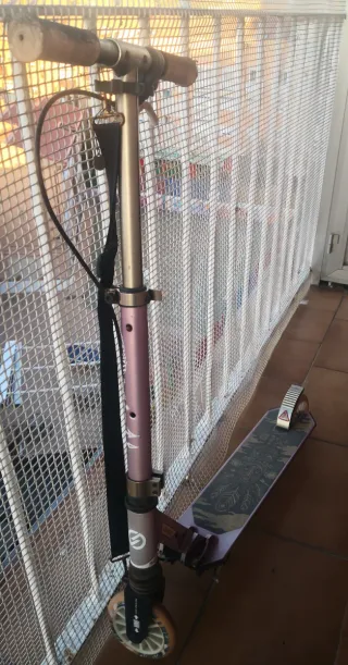 Patinete Decathlon Morado