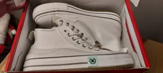 Botas Xti Blancas Talla 34 Sin Estrenar