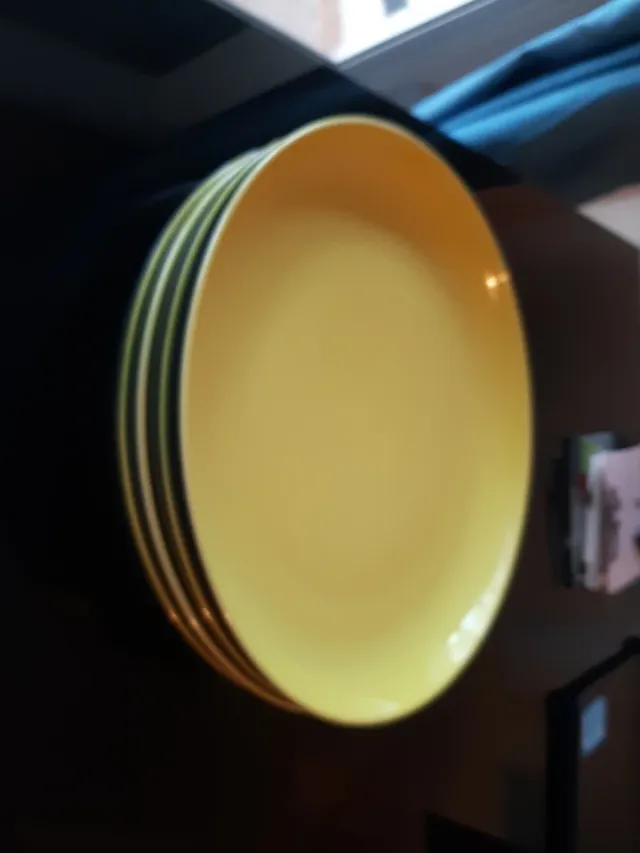 4 Platos Cerámica Color Pistacho