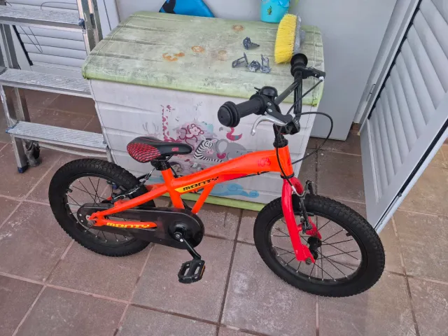 Bicicleta Monty Infantil Naranja precio negociable