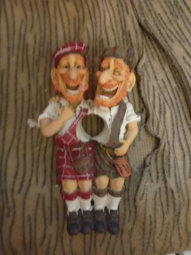 Figura decorativa de dos escoceses