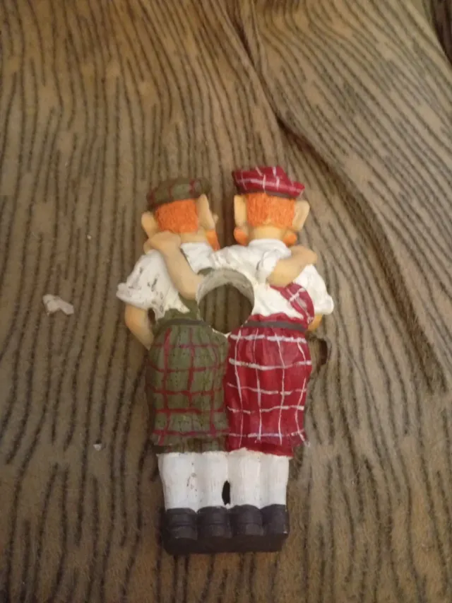 Figura decorativa de dos escoceses