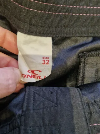 Bañador O'Neill flores rosa talla 32