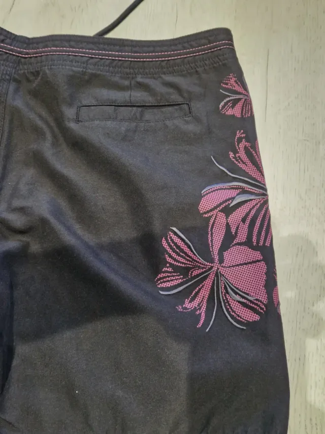 Bañador O'Neill flores rosa talla 32