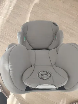 Silla de coche Cybex gris Isofix