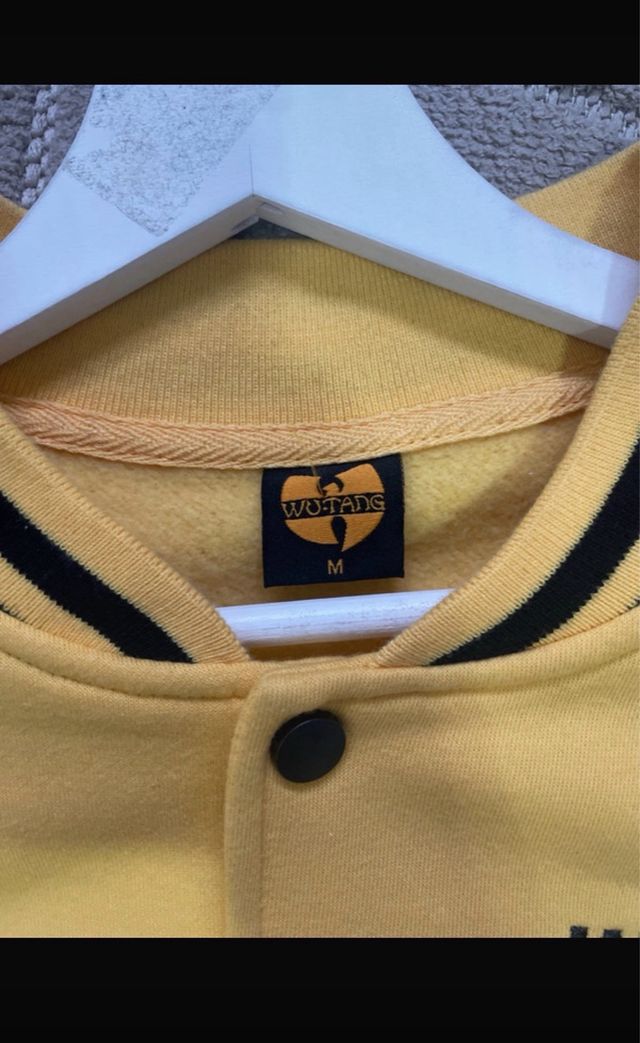 Chaqueta Beisbolera Wu-Tang Negra y Amarilla