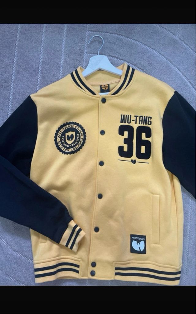 Chaqueta Beisbolera Wu-Tang Negra y Amarilla