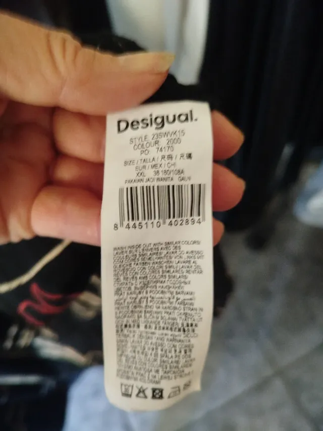 Vestido Desigual Negro Estampado