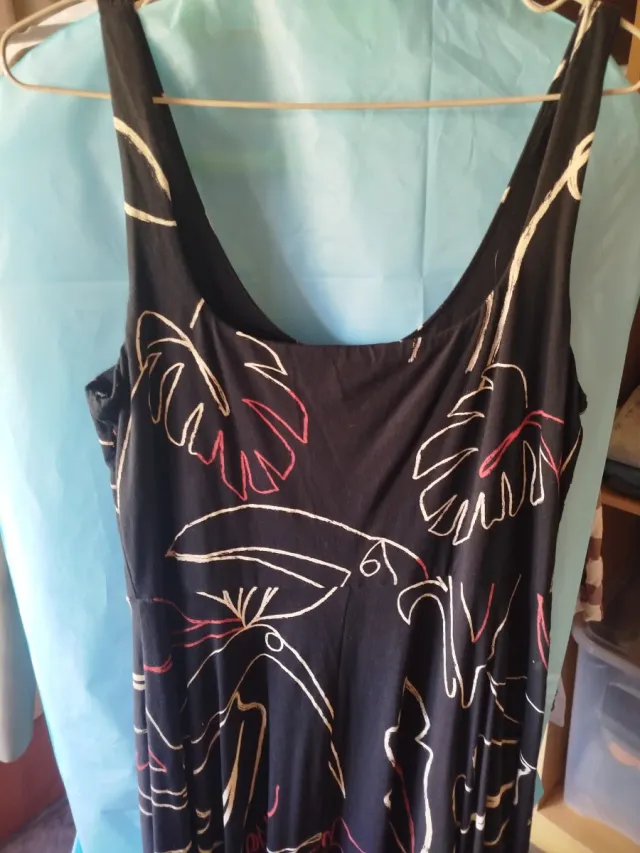 Vestido Desigual Negro Estampado