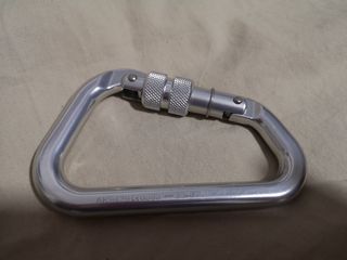 Trio di moschettoni vari