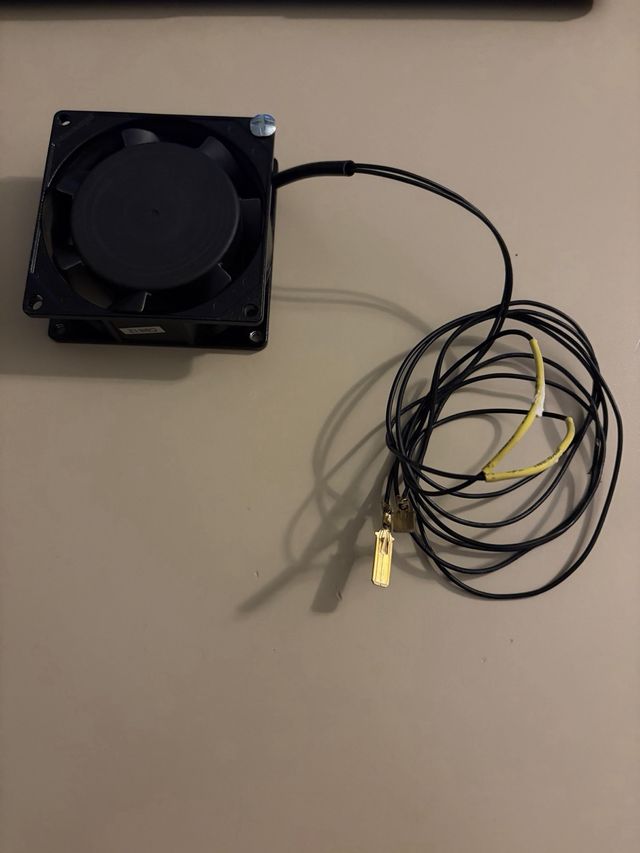 Ventilador SUNON SF23080AT P/N 2082 HSL