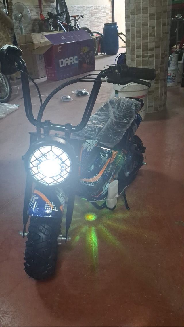 Mini moto eléctrica infantil