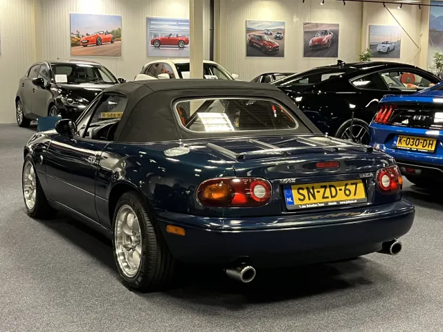 Mazda MX-5 NA M-Edition 1997 - Rocketeer V6 276 CV