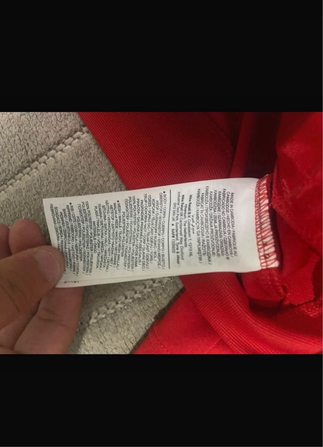 Chaqueta deportiva Nike roja