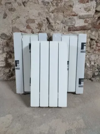 Radiadores Ferroli de agua Nuevos