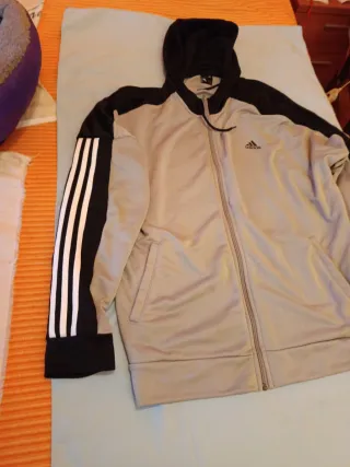 Sudadera Adidas con capucha y cremallera Talla 3XL