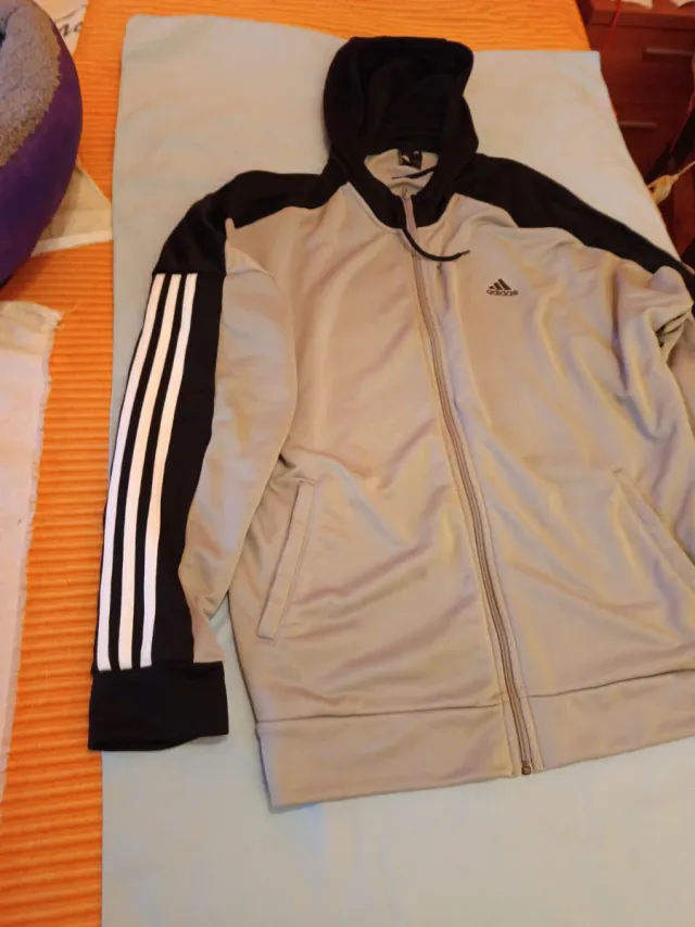 Sudadera Adidas con capucha y cremallera Talla 3XL