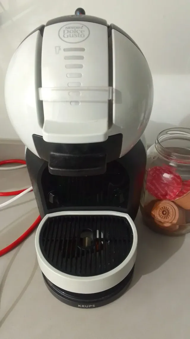 Cafetera Nescafé Dolce Gusto