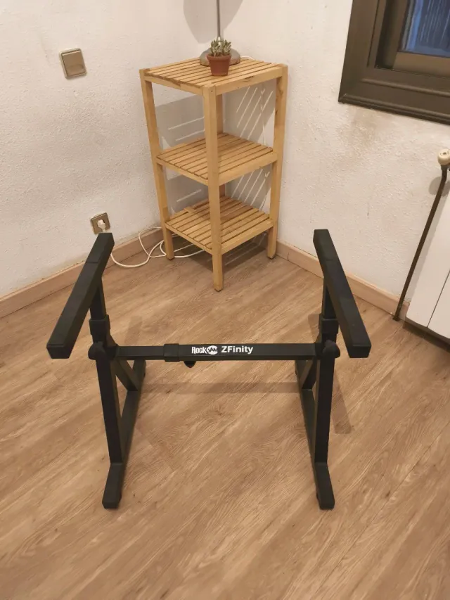 Soporte para teclado Rock Z-Finifty